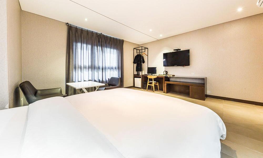 Yeongdeungpo Lifestyle F Hotel Seul Exterior foto