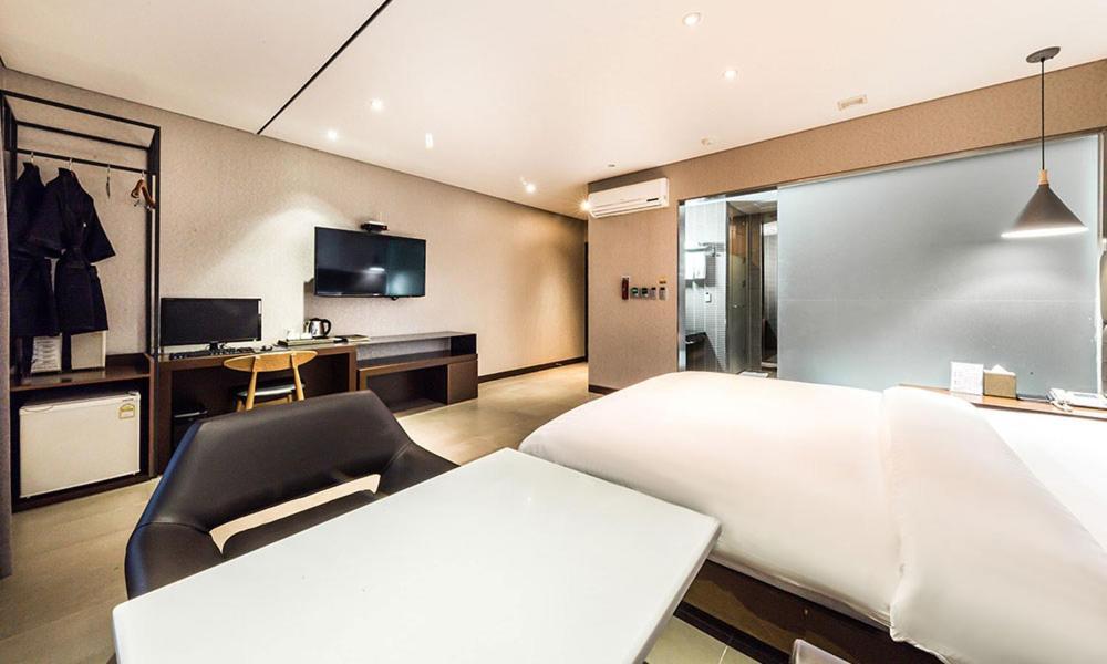Yeongdeungpo Lifestyle F Hotel Seul Exterior foto