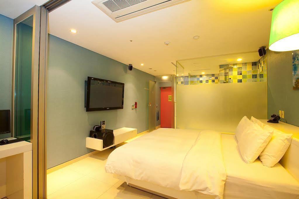 Yeongdeungpo Lifestyle F Hotel Seul Exterior foto
