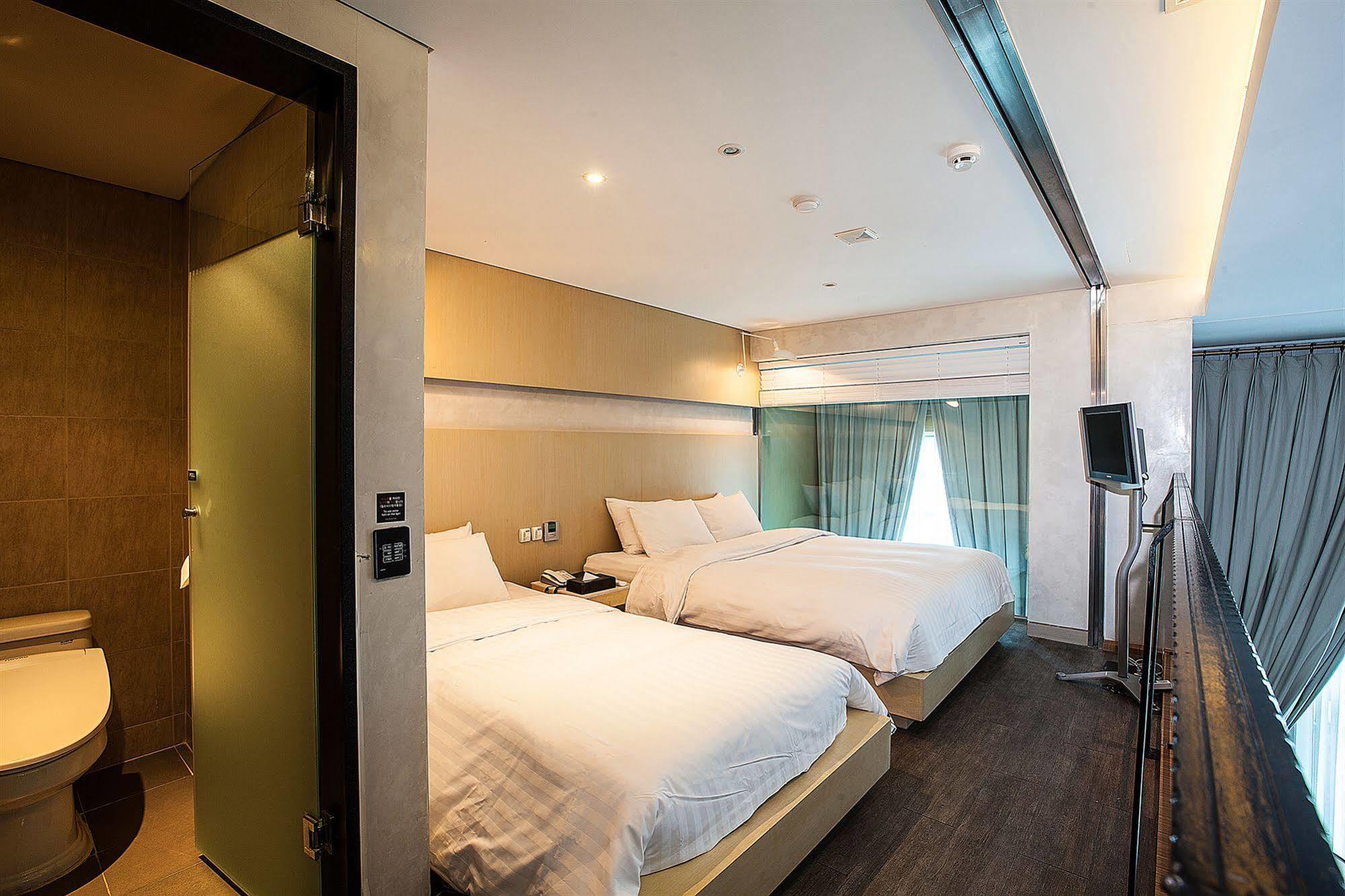 Yeongdeungpo Lifestyle F Hotel Seul Exterior foto